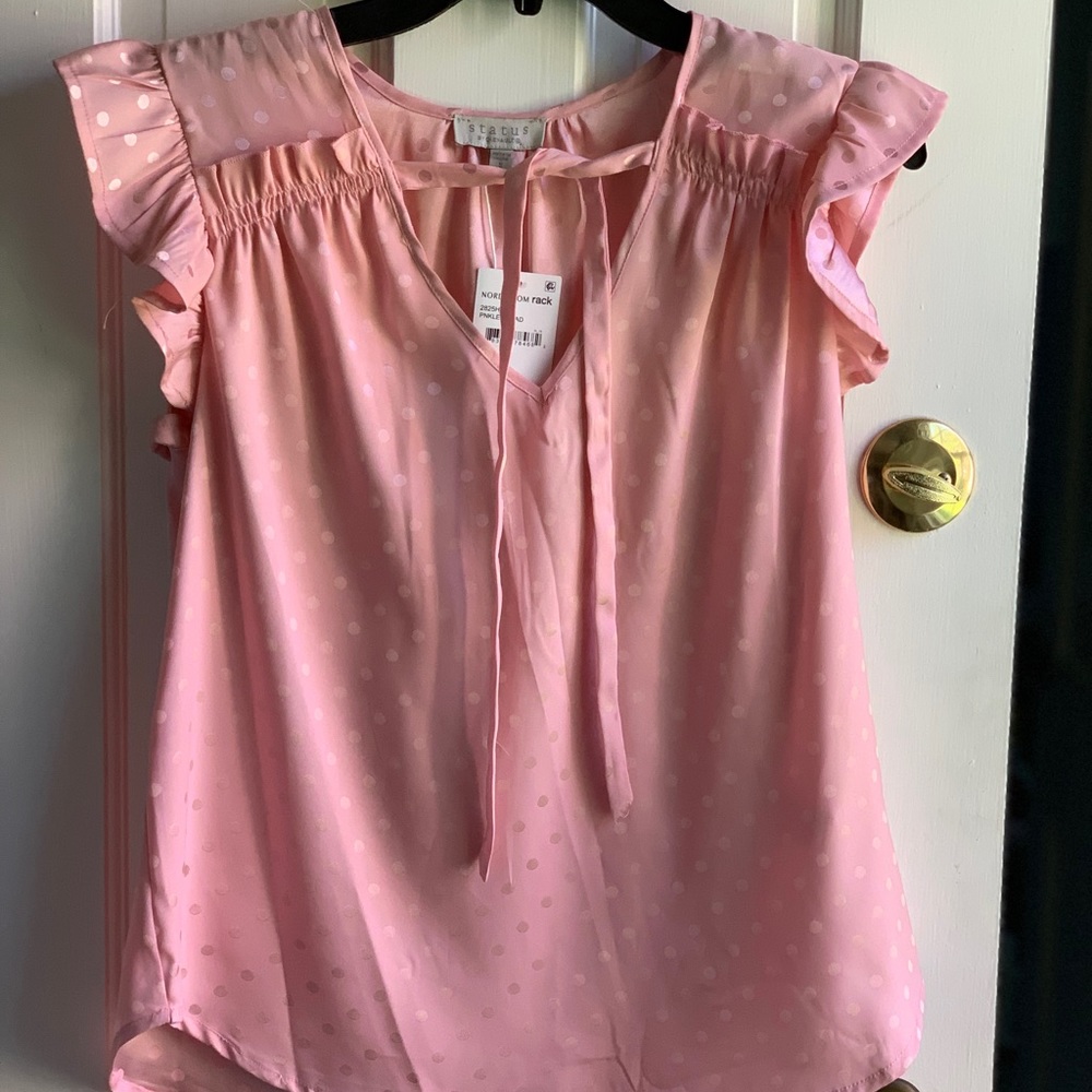 Status by Chenault size Small Pink Sleeveless Blouse